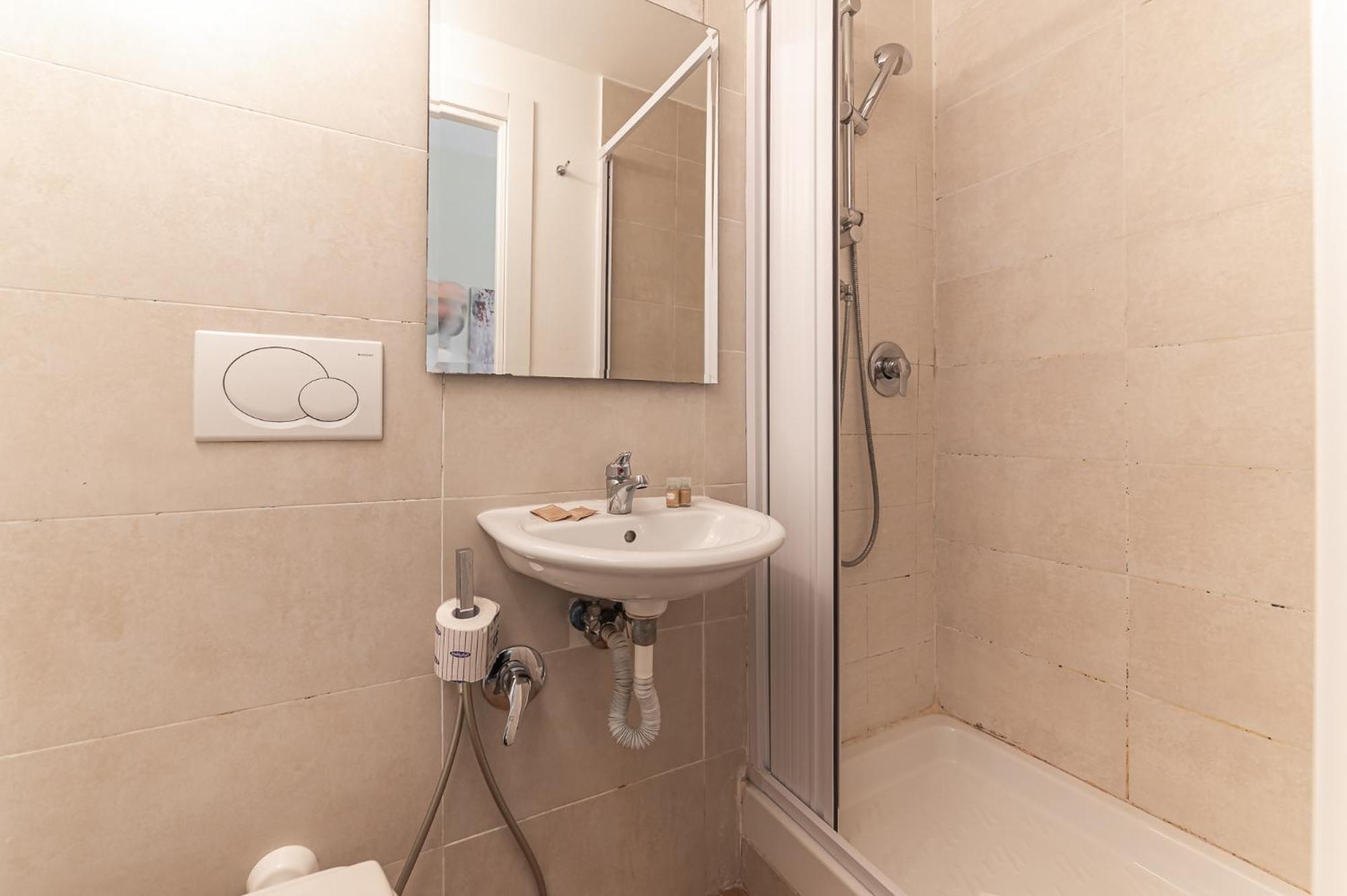 Bed and breakfast Cristel Cozy - Termini Train Station *