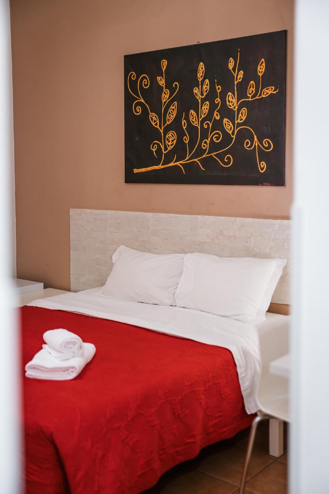 Bed & Breakfast Cristel Cozy - Termini Train Station Rome